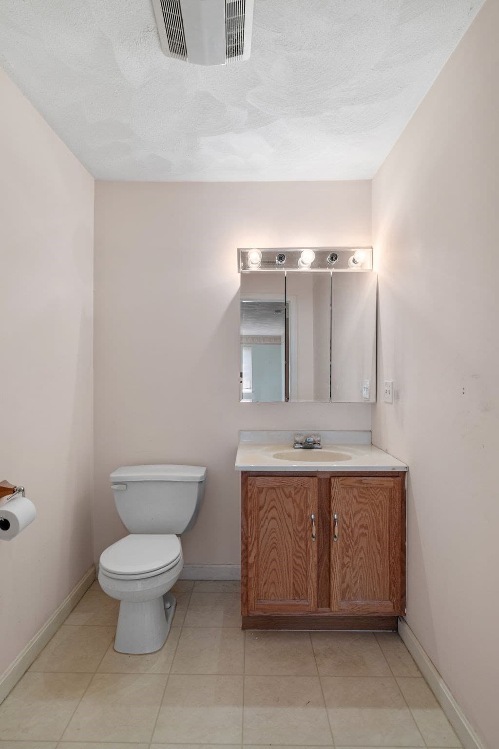 Condominium at 107 Foster St # 304, Peabody MA 01960, Peabody, photo 15 of 19