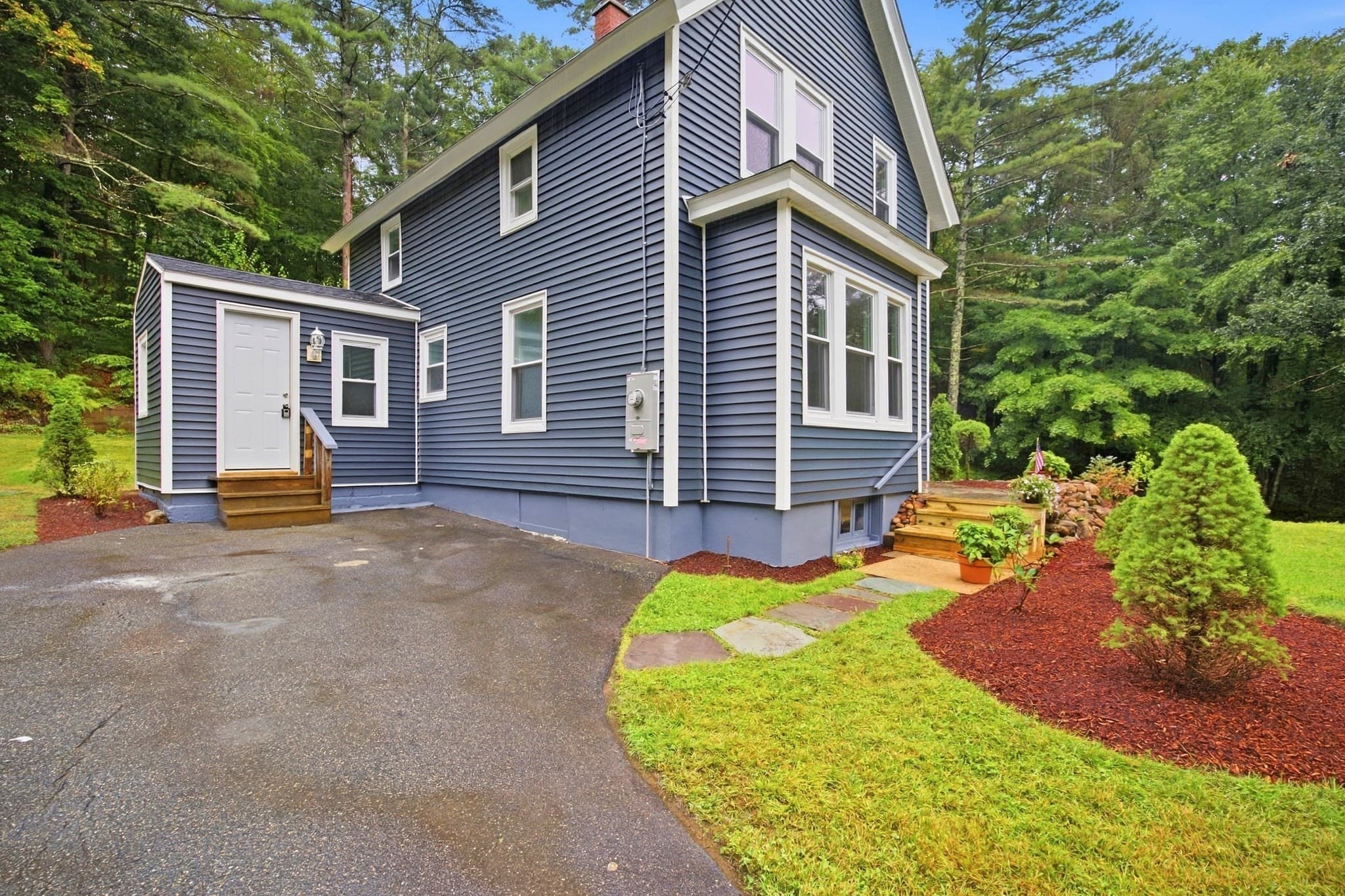 Single Family Residence at 583 Main St, Warren MA 01083, Warren, photo 31 of 39
