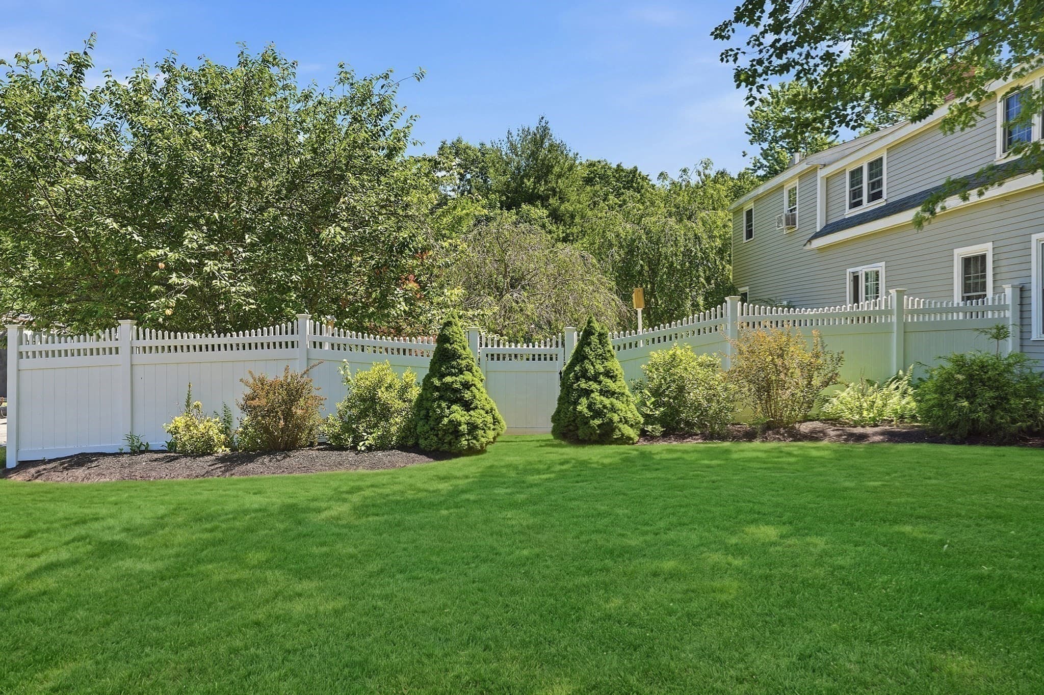 Single Family Residence at 135 Newland, Norton MA 02766, Norton, photo 9 of 42
