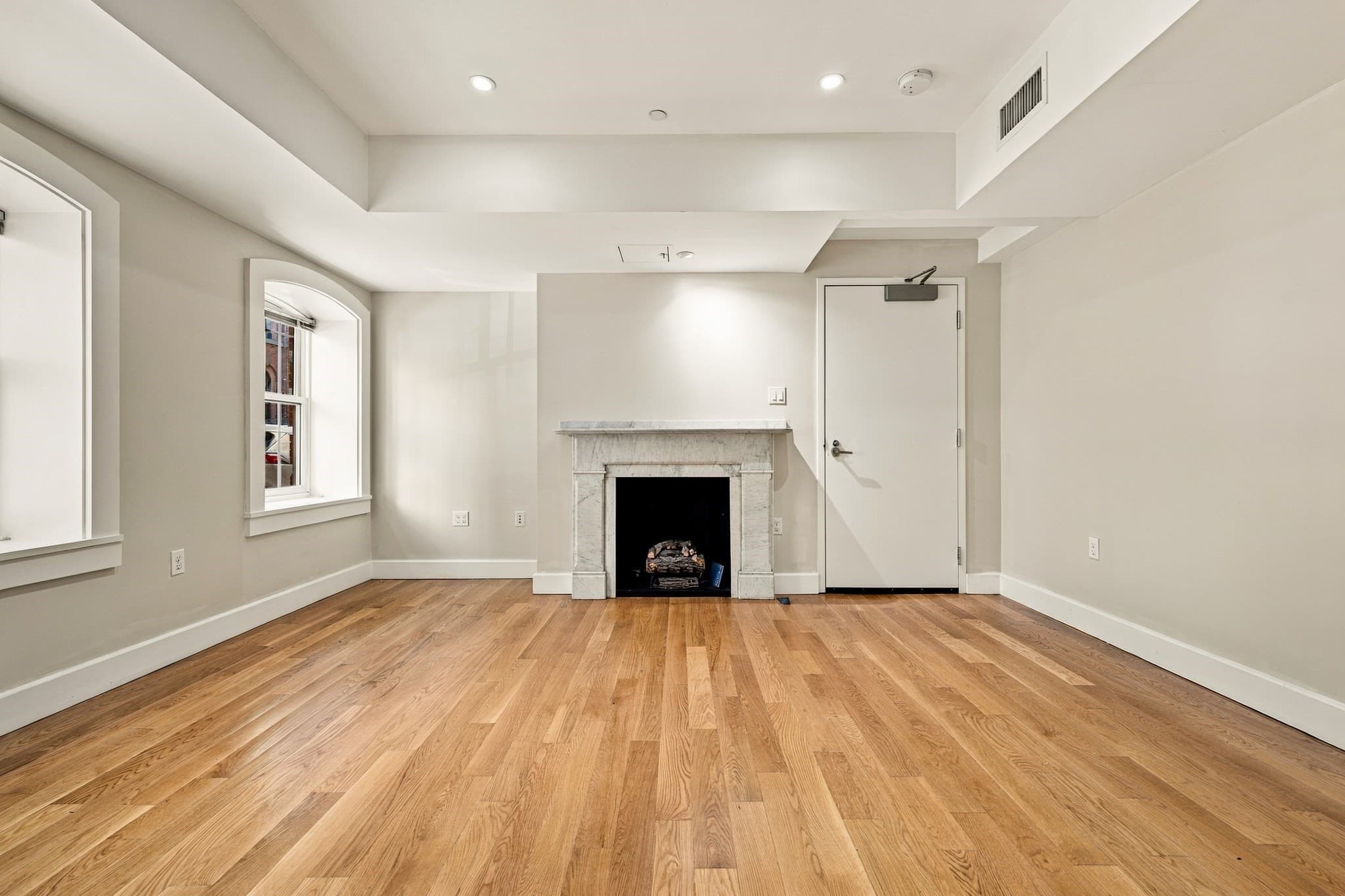 Condominium at 19 Father Francis Gilday St # 102, Boston MA 02118, Boston, photo 6 of 27