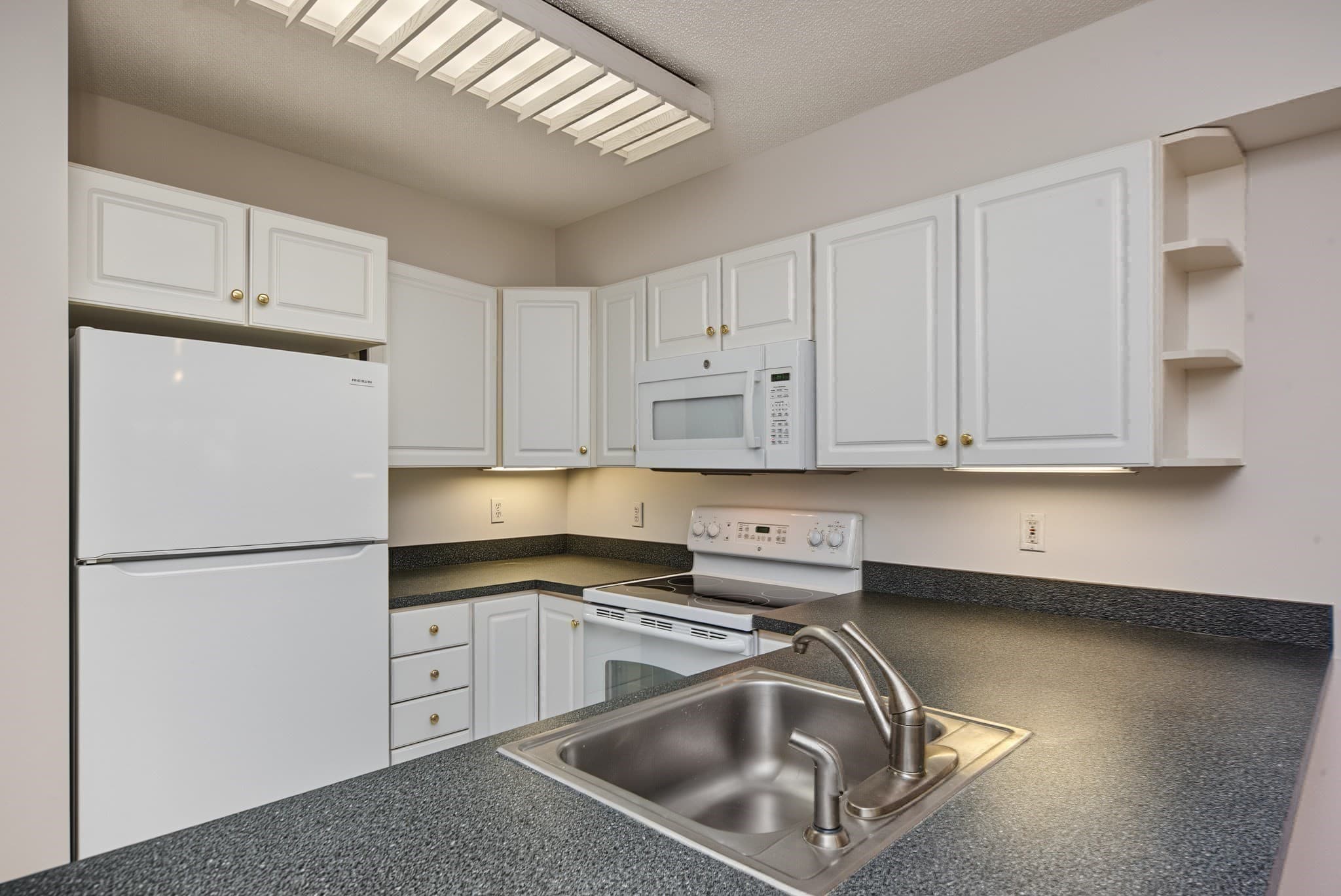 Condominium at 9 Canvasback Way # 9, Walpole MA 02081, Walpole, photo 18 of 42