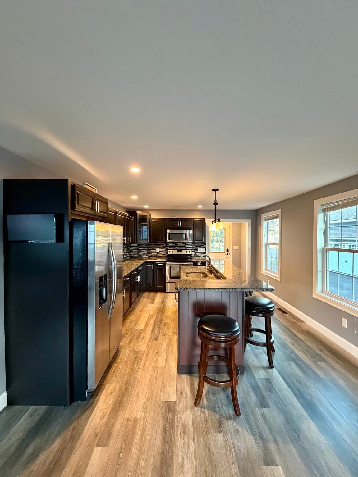 Single Family Residence at 7 Gold St, Westfield MA 01085, Westfield, photo 10 of 25