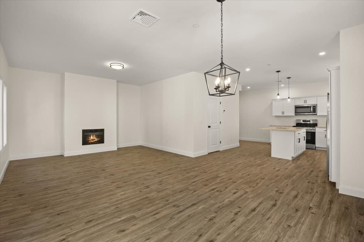 Condominium at 65 Wales Street # B, Taunton MA 02780, Taunton, photo 13 of 34