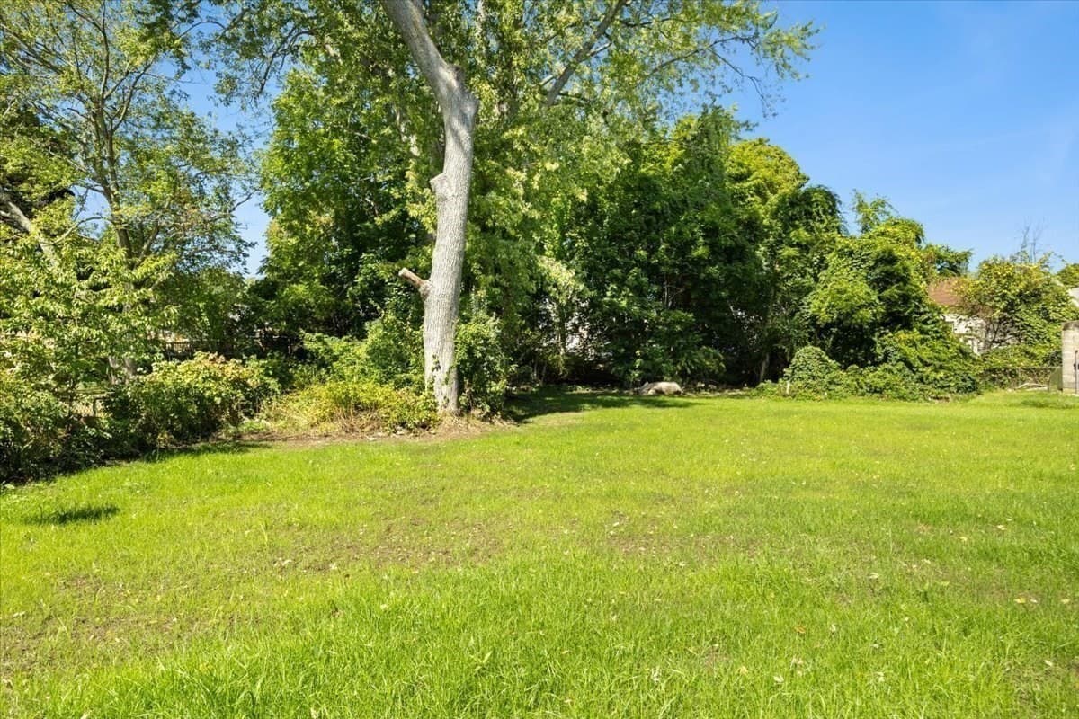Condominium at 65 Wales Street # B, Taunton MA 02780, Taunton, photo 32 of 34