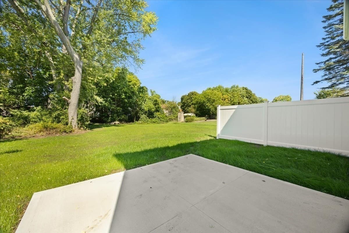 Condominium at 65 Wales Street # B, Taunton MA 02780, Taunton, photo 31 of 34