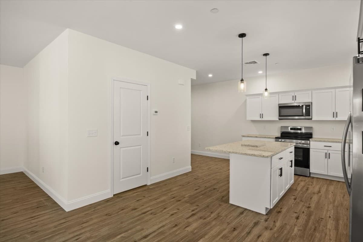 Condominium at 65 Wales Street # B, Taunton MA 02780, Taunton, photo 4 of 34