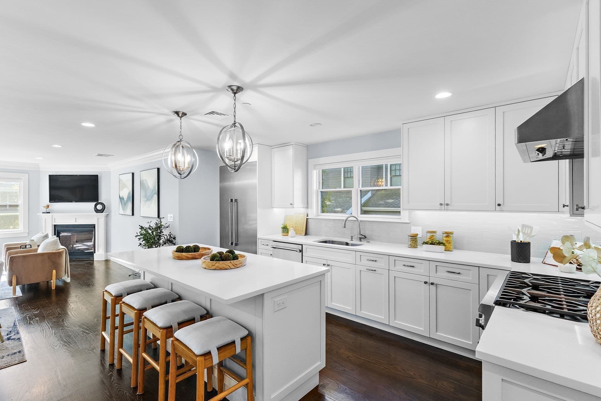Condominium at 1525 Beacon St # 3, Newton MA 02468, Newton, photo 6 of 22