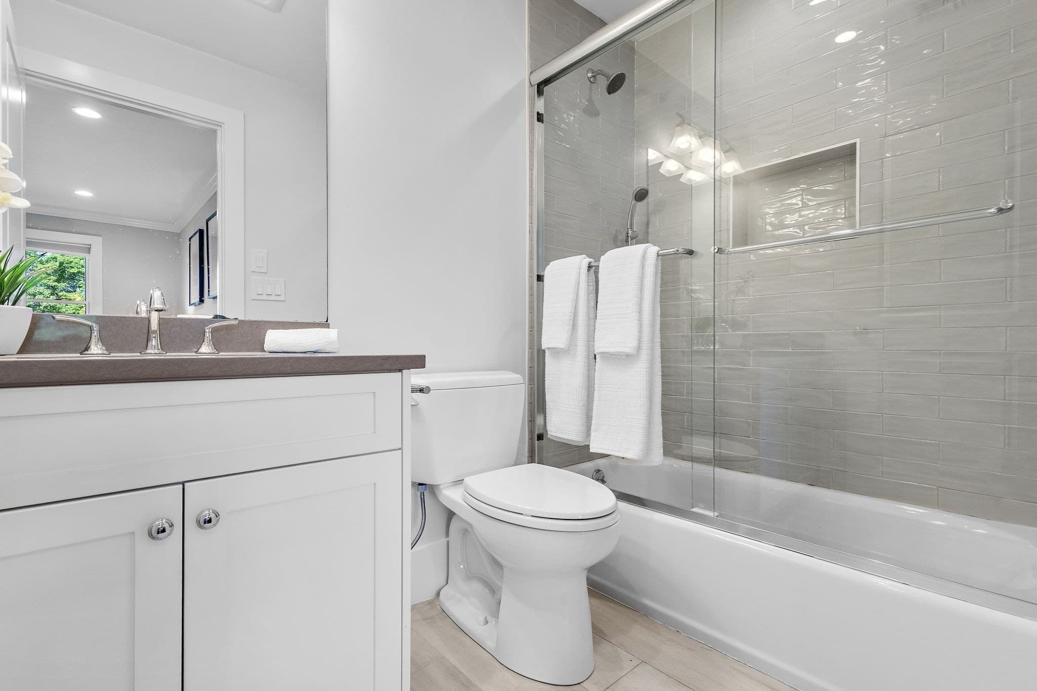 Condominium at 1525 Beacon St # 3, Newton MA 02468, Newton, photo 14 of 22