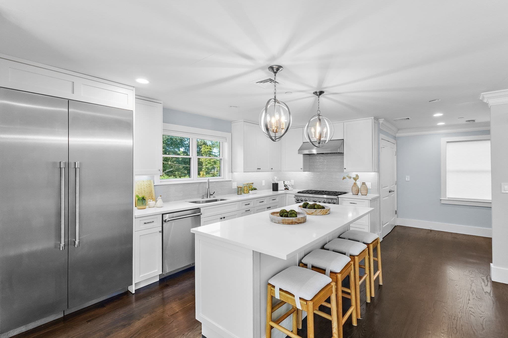Condominium at 1525 Beacon St # 3, Newton MA 02468, Newton, photo 8 of 22