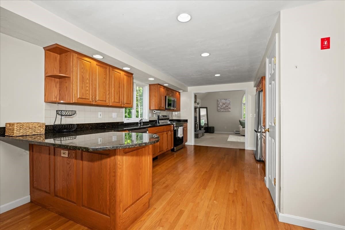 Single Family Residence at 111 Sw Main St, Douglas MA 01516, Douglas, photo 6 of 42