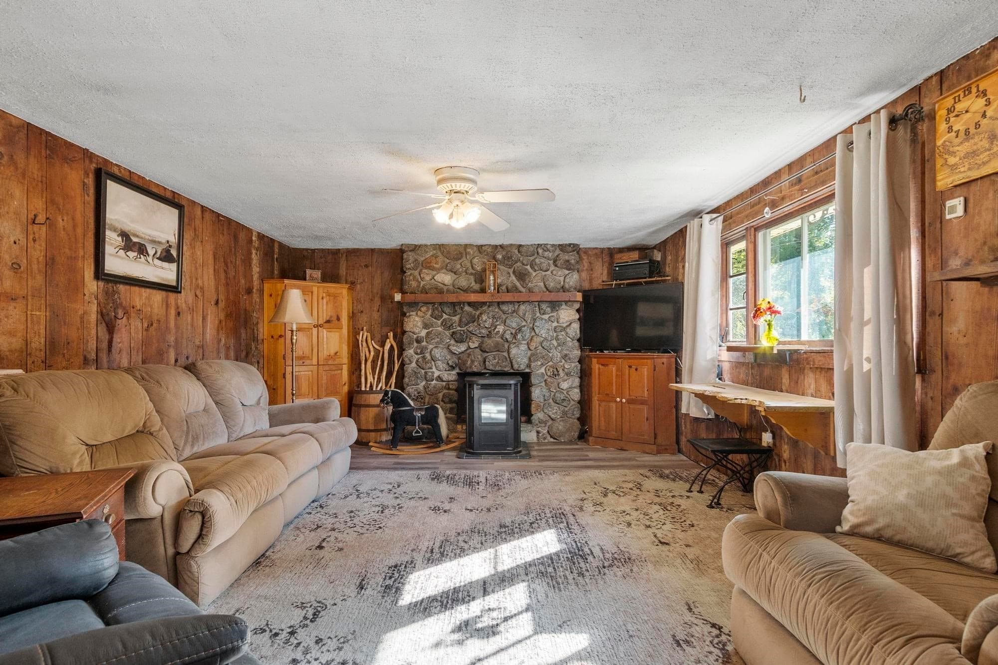 Single Family Residence at 875 Flat Hill Rd, Lunenburg MA 01462, Lunenburg, photo 27 of 35