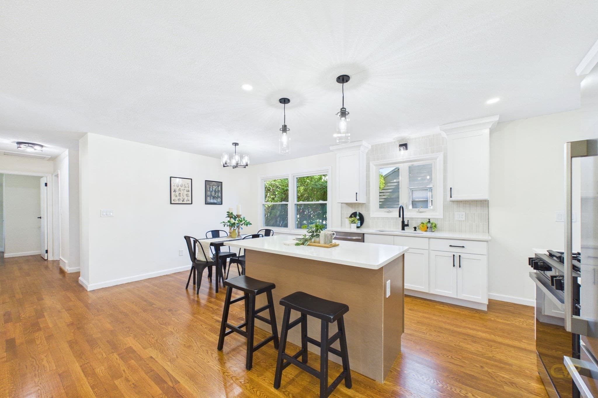 Single Family Residence at 109 Easton Street, New Bedford MA 02746, New Bedford, photo 10 of 34
