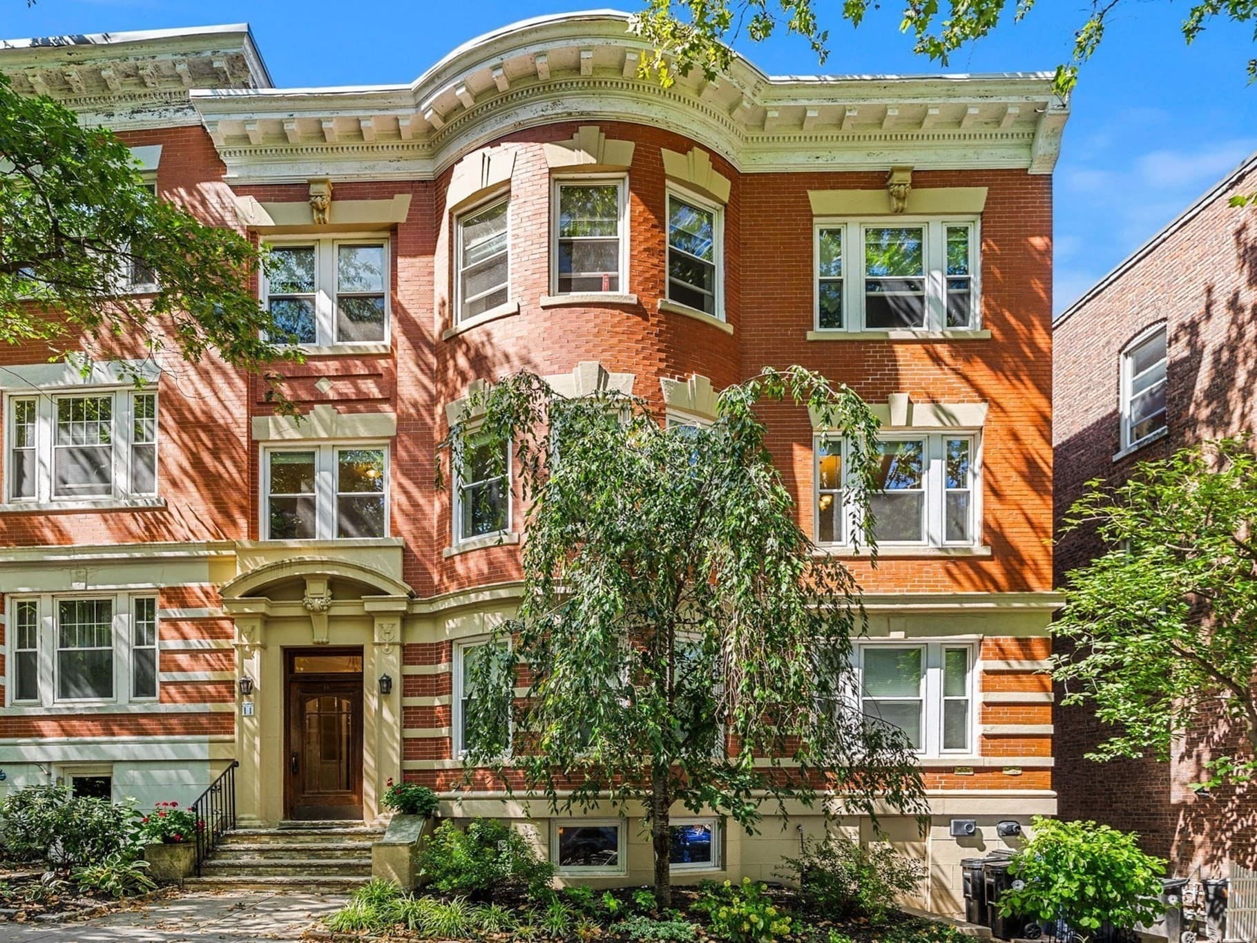 11 Claflin Rd # 2, Brookline MA 02445