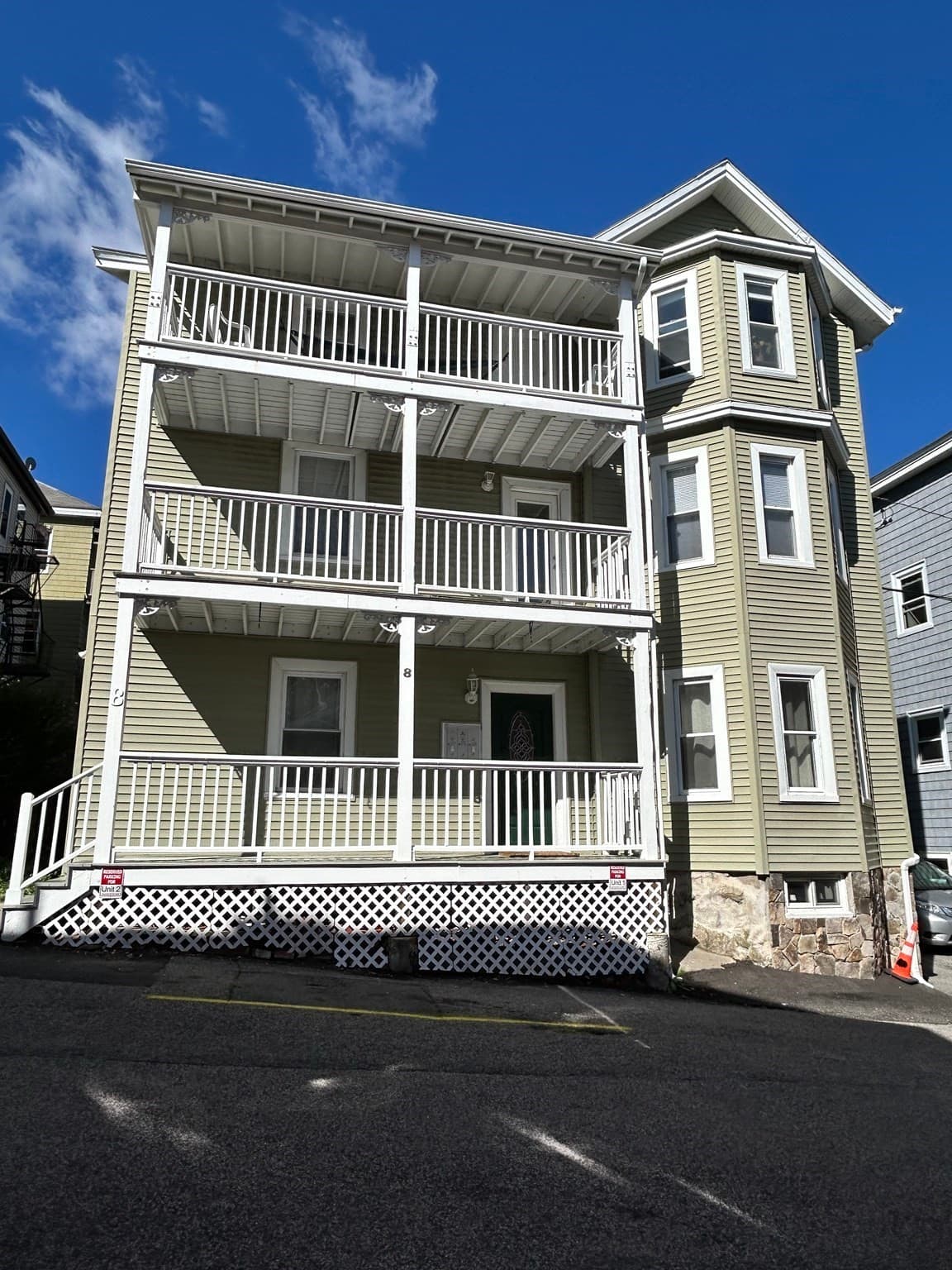 8 White Ave, Brookline MA 02467