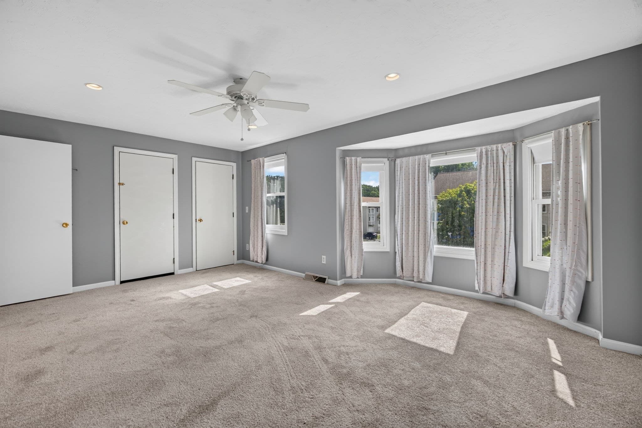 Single Family Residence at 126 Orton Street Ext, Worcester MA 01604, Worcester, photo 12 of 32