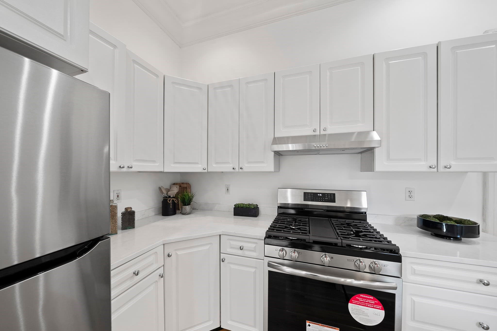 Condominium at 17 High Street # 2, Brookline MA 02445, Brookline, photo 5 of 42