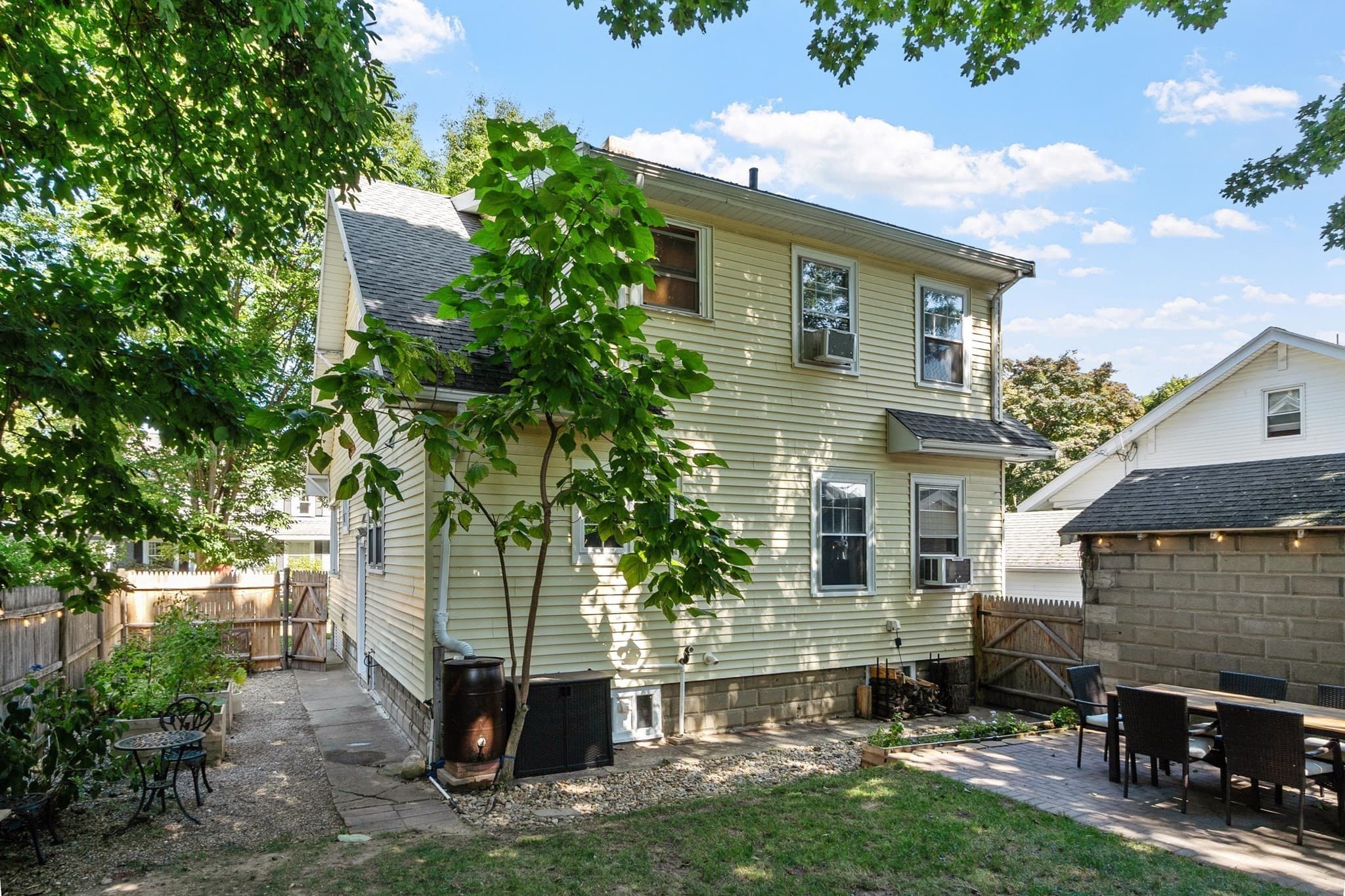 Single Family Residence at 4 Stone Avenue, Stoneham MA 02180, Stoneham, photo 36 of 42