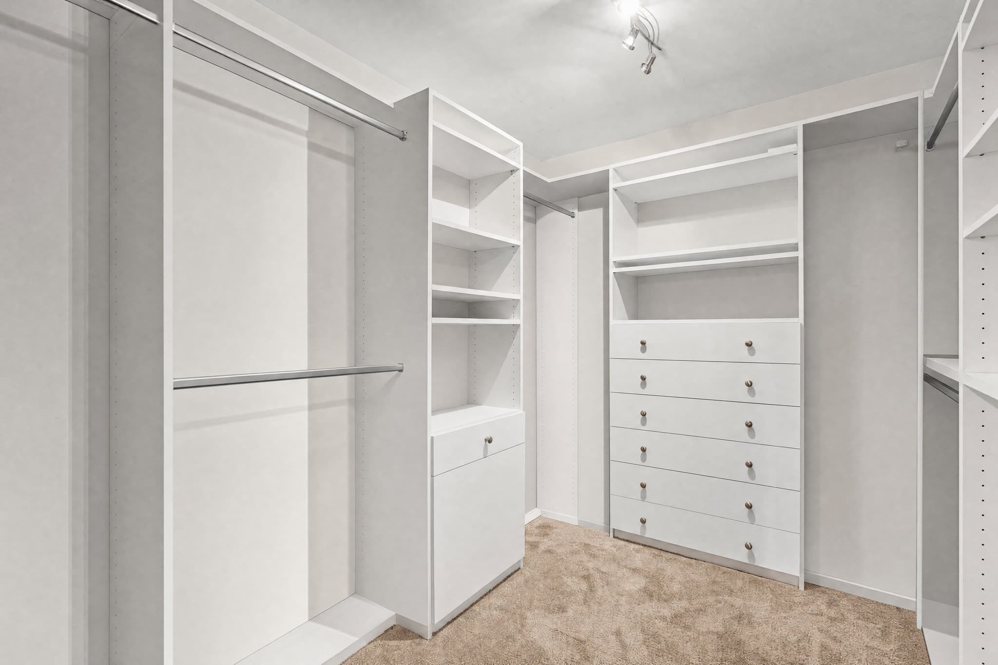 Condominium at 147 Centre Street # 309, Brockton MA 02301, Brockton, photo 27 of 41