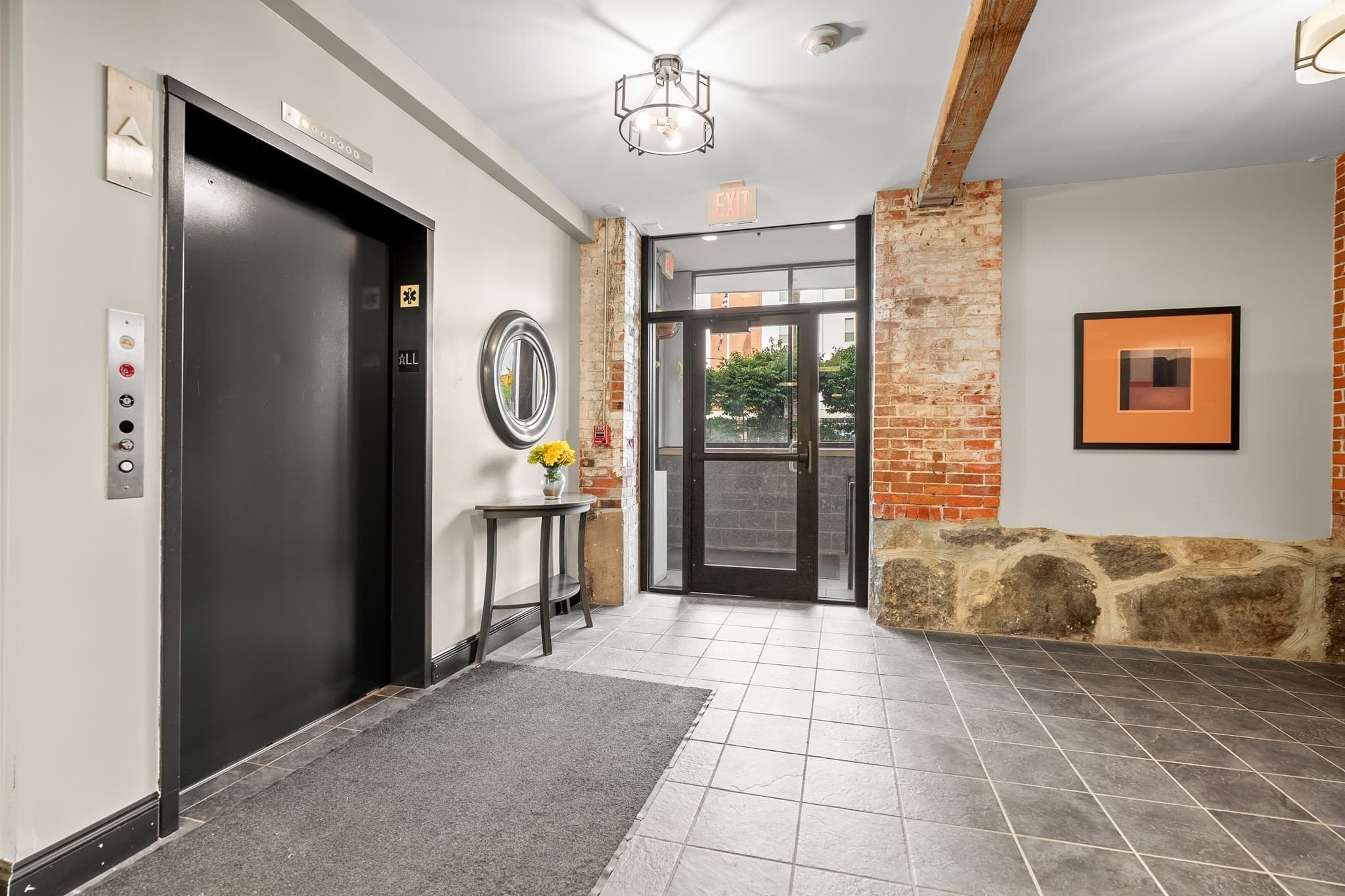 Condominium at 147 Centre Street # 309, Brockton MA 02301, Brockton, photo 5 of 41