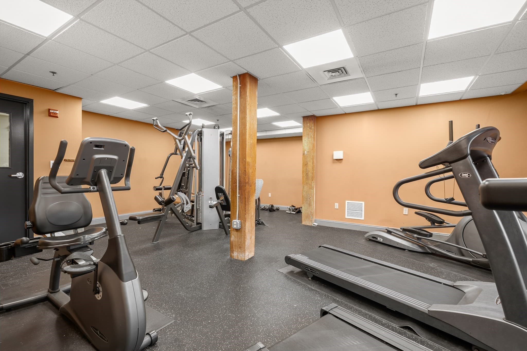 Condominium at 147 Centre Street # 309, Brockton MA 02301, Brockton, photo 37 of 41