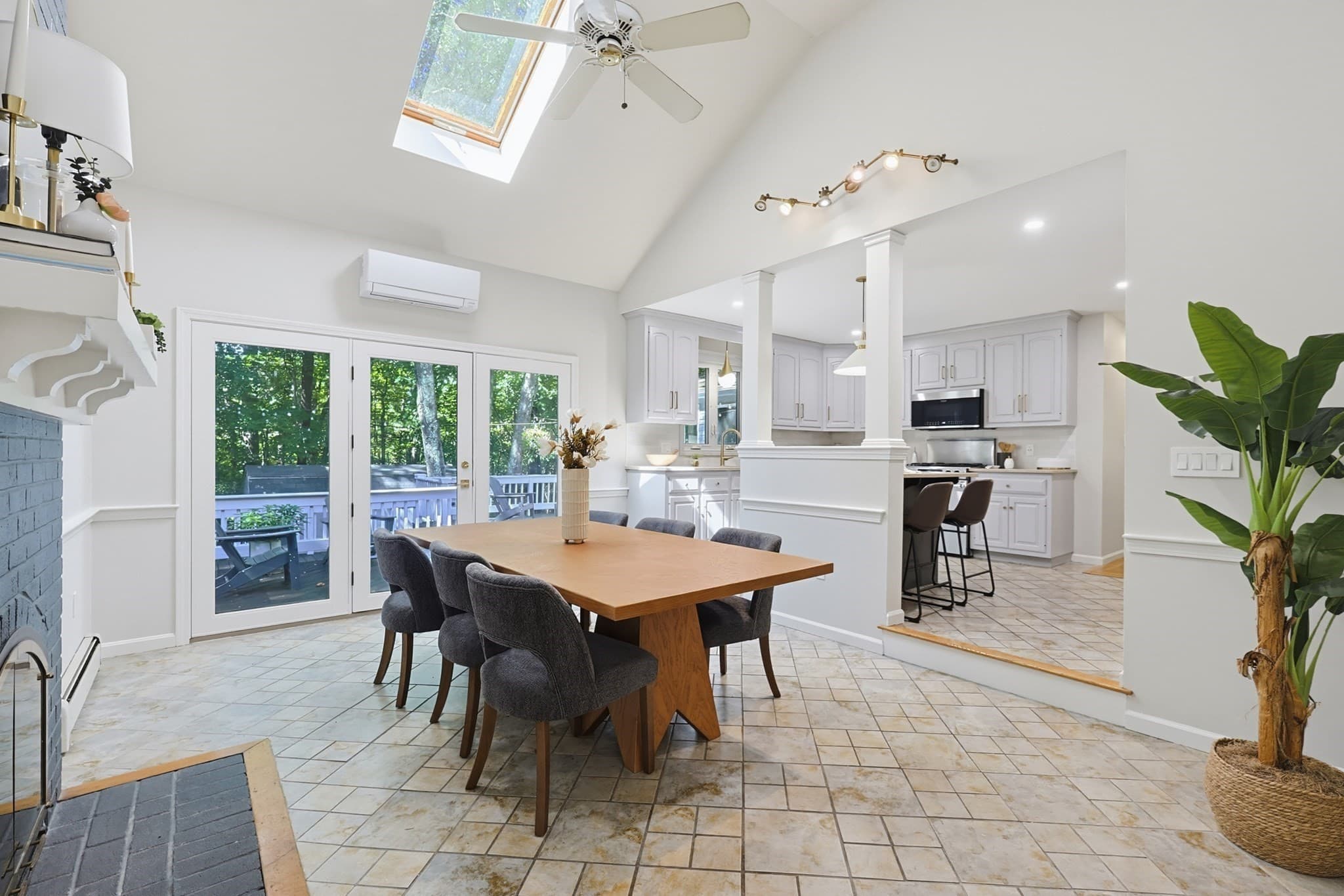 Single Family Residence at 45 Jefferson Rd, Franklin MA 02038, Franklin, photo 18 of 42