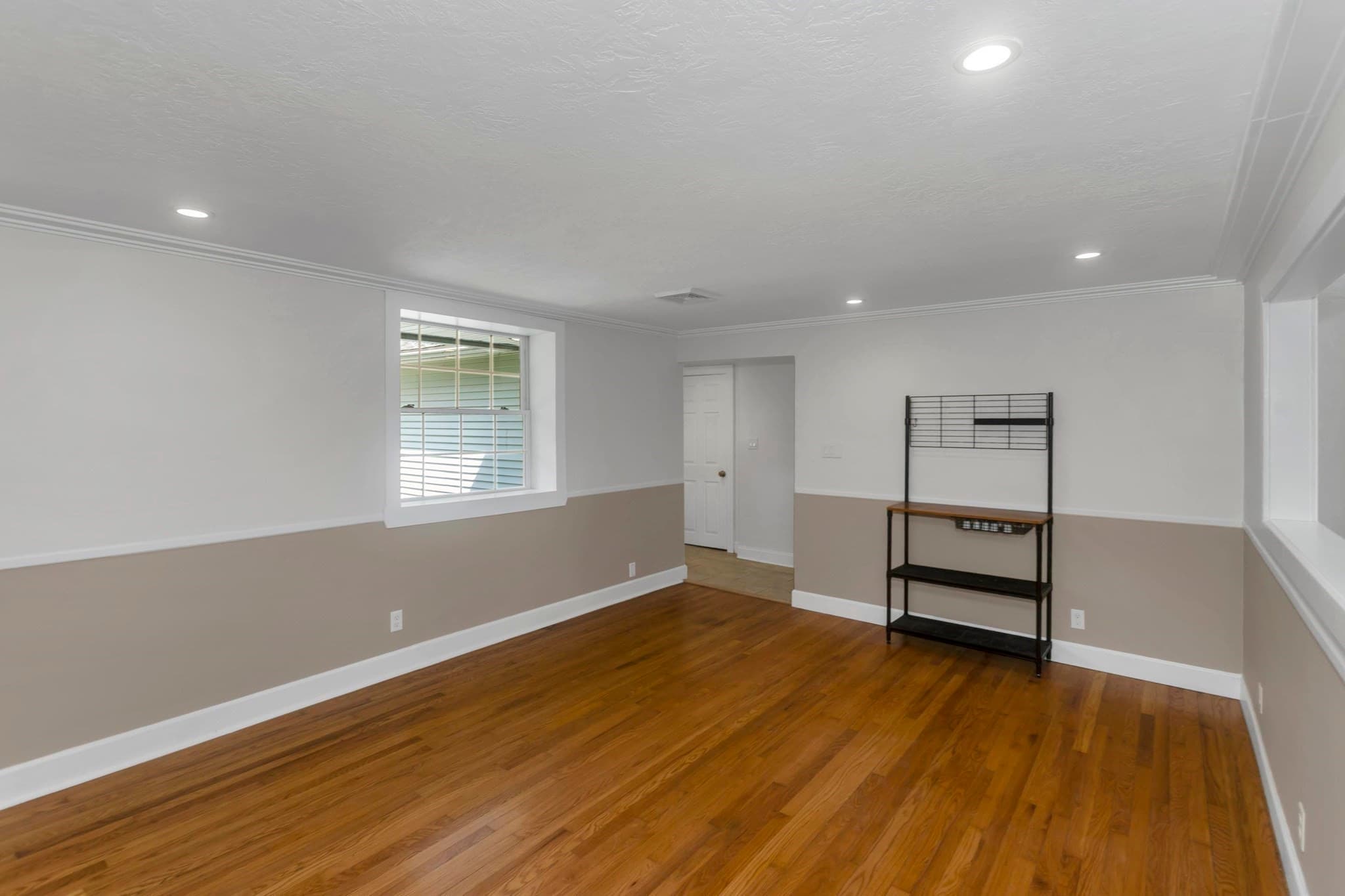 Single Family Residence at 17 Congamond Rd, Southwick MA 01077, Southwick, photo 8 of 42