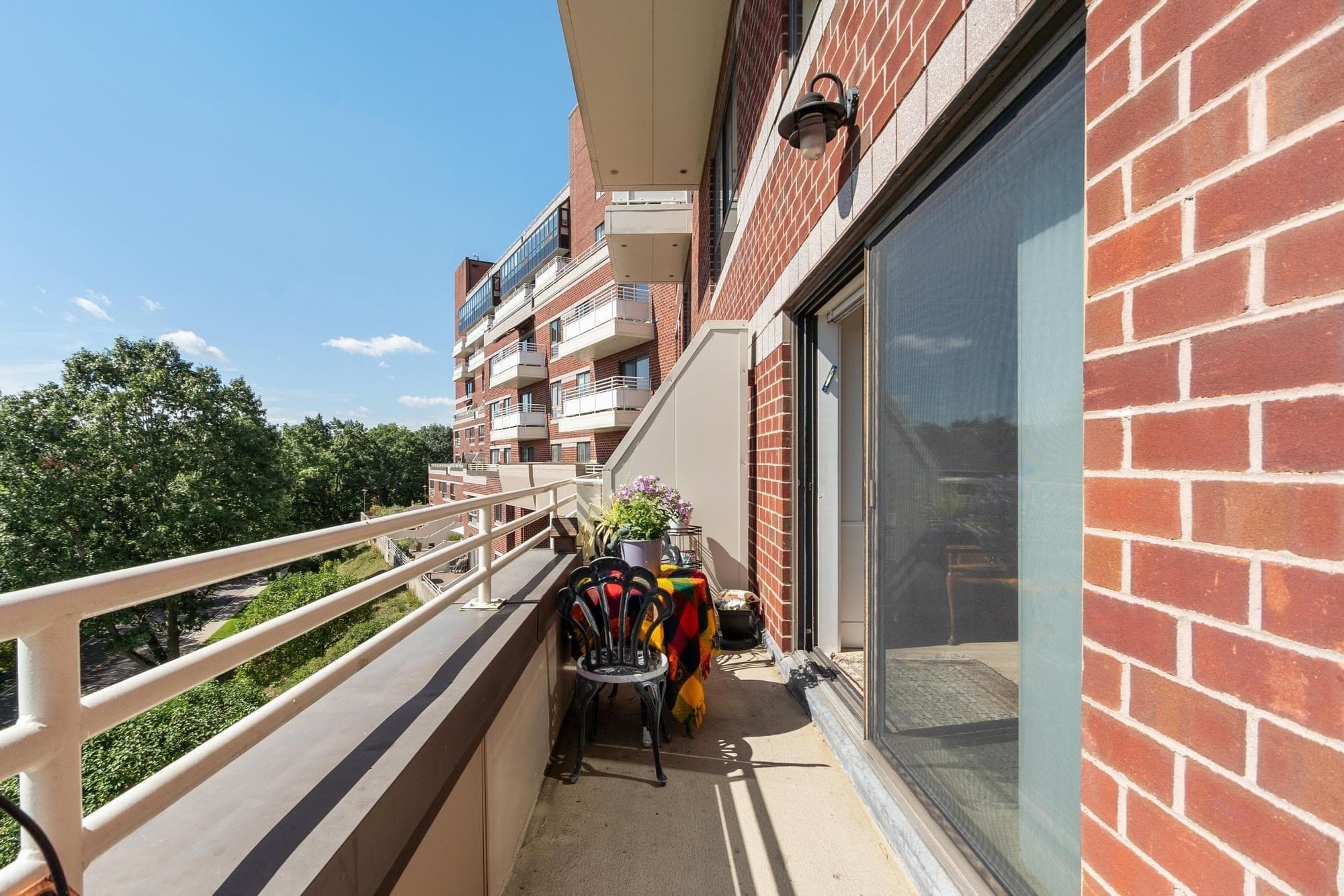 Condominium at 199 Coolidge Ave # 312, Watertown MA 02472, Watertown, photo 26 of 35