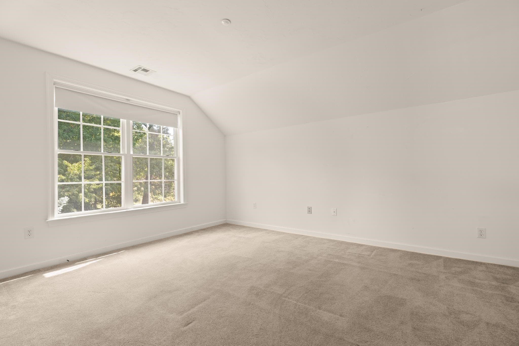 Condominium at 9 Kingson Ln # 6, Medway MA 02053, Medway, photo 25 of 42