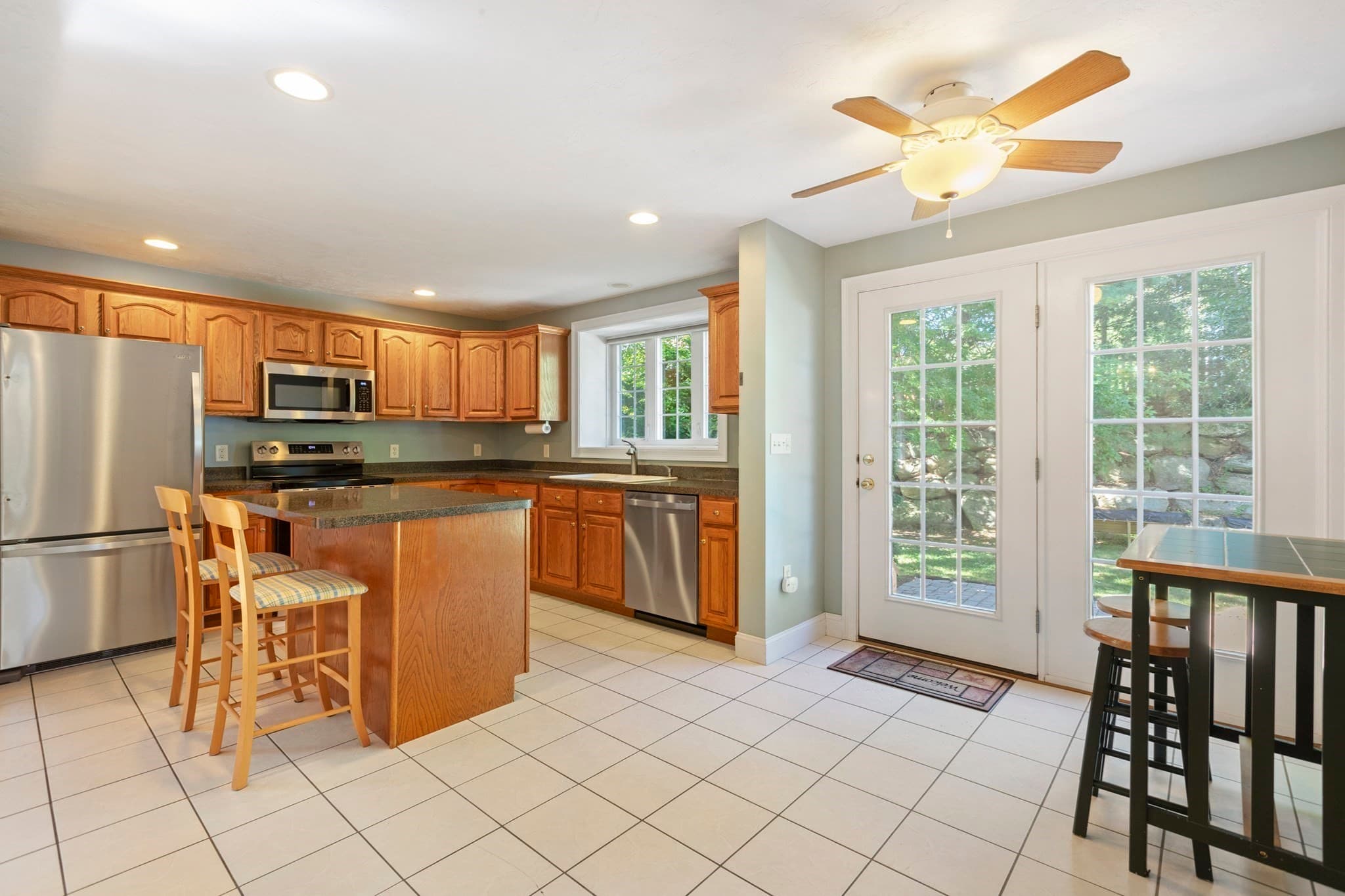 Single Family Residence at 3 Brunelle Dr, Rutland MA 01543, Rutland, photo 9 of 41