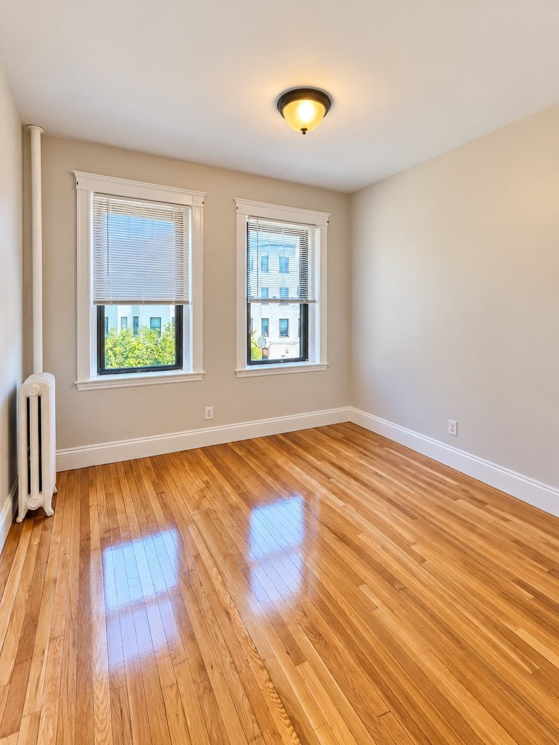 Condominium at 1560 Commonwealth Ave # 4, Boston MA 02135, Boston, photo 3 of 6