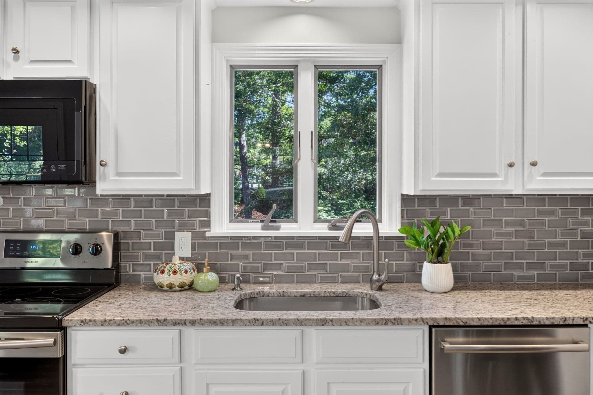 Single Family Residence at 1 Seneca Lane, Plymouth MA 02360, Plymouth, photo 15 of 40