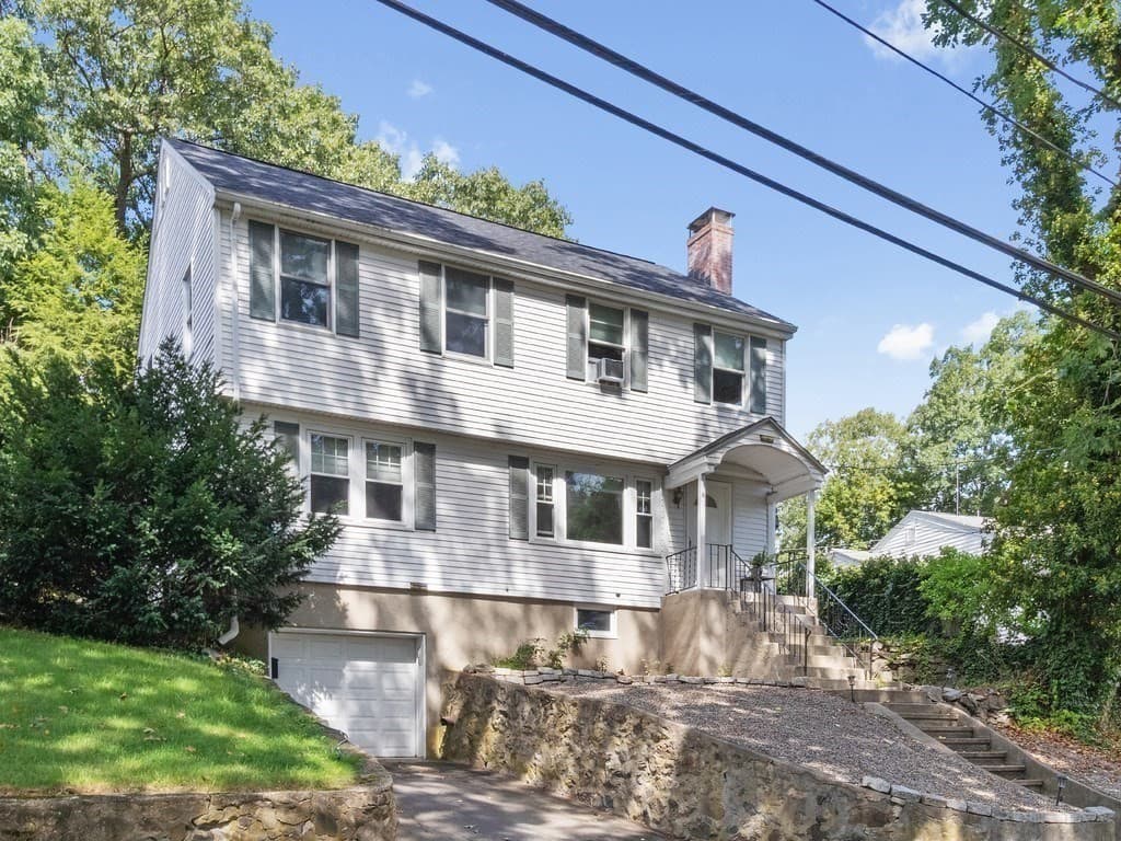 Single Family Residence at 81 Wetherbee Road, Waltham MA 02453, Waltham, photo 39 of 42