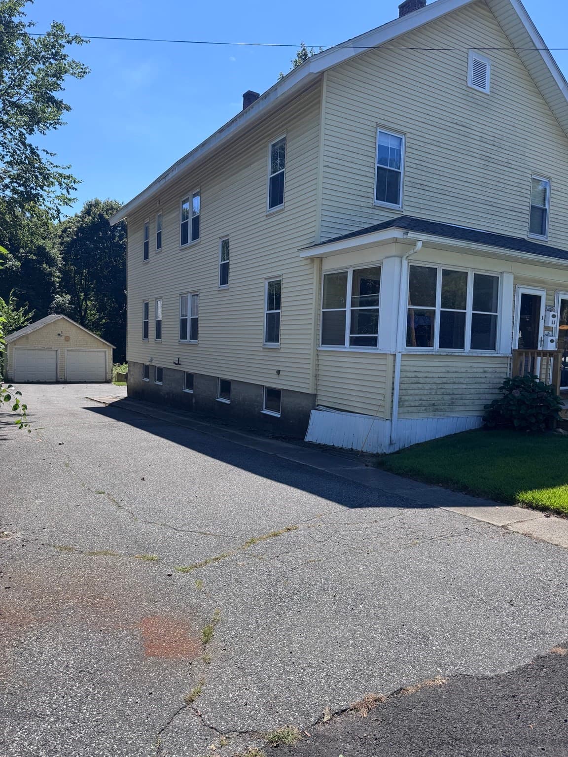 Attached (Townhouse/Rowhouse/Duplex) at 15 Mill St # A, Grafton MA 01536, photo 3 of 18