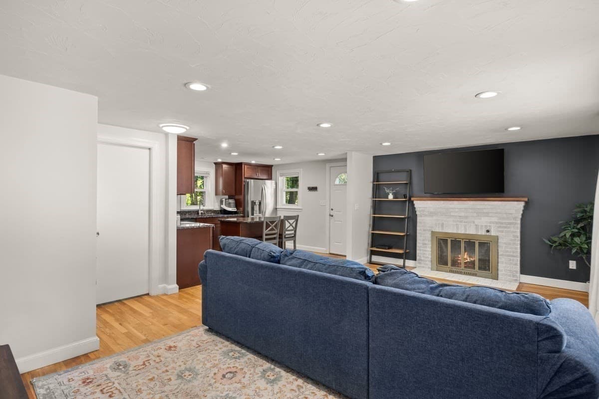 Single Family Residence at 109 Freeman Street, Norton MA 02766, Norton, photo 9 of 41