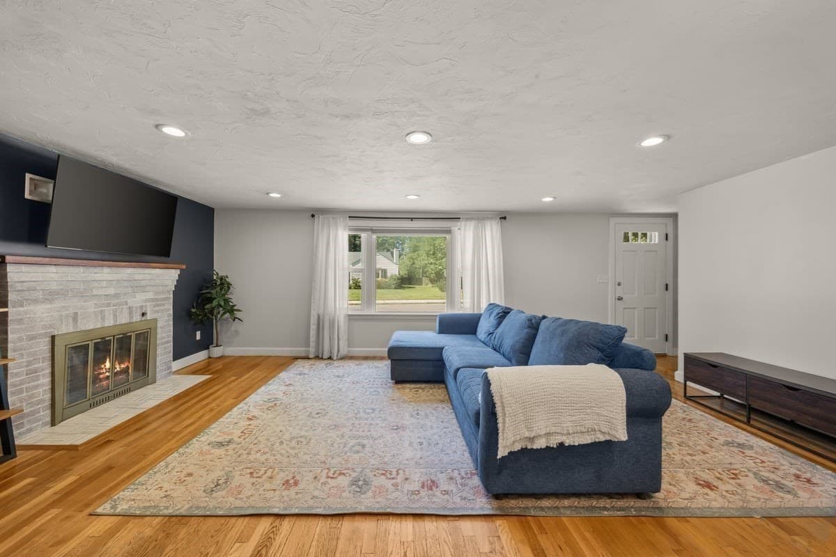 Single Family Residence at 109 Freeman Street, Norton MA 02766, Norton, photo 4 of 41