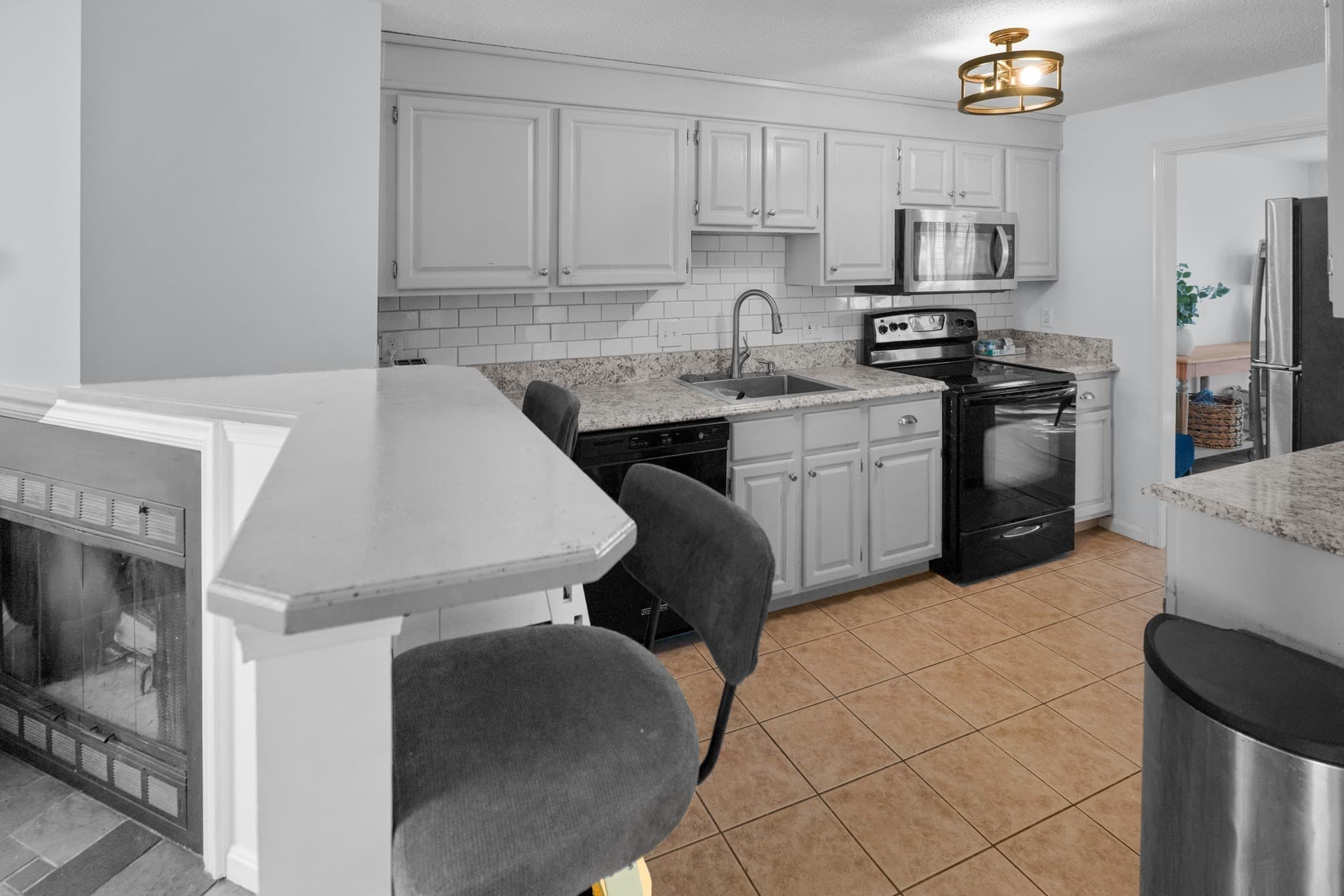 Condominium at 43 Brickett Hill Circle # 43, Haverhill MA 01830, Haverhill, photo 3 of 13