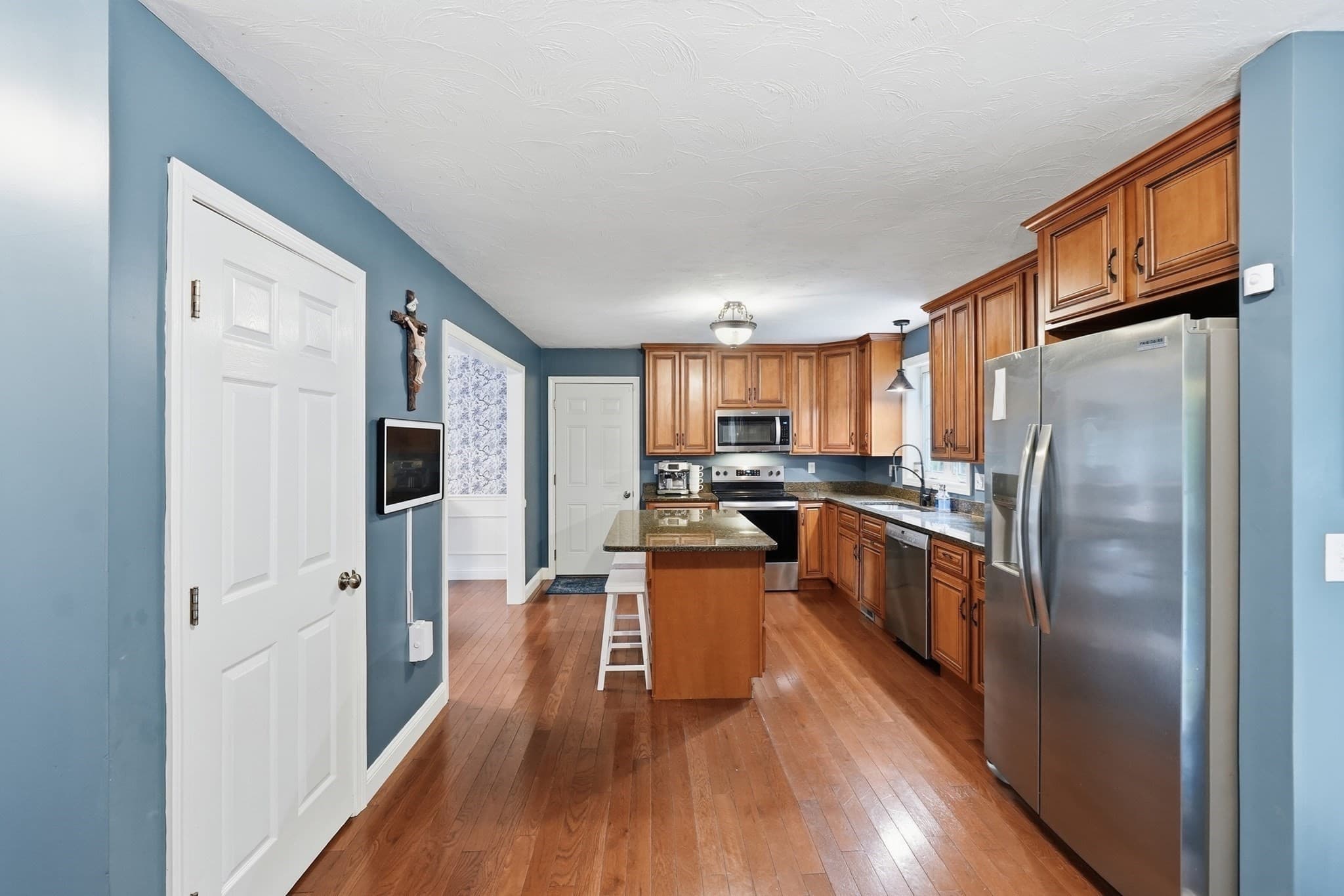 Single Family Residence at 8 Erika Way, Attleboro MA 02703, Attleboro, photo 13 of 42