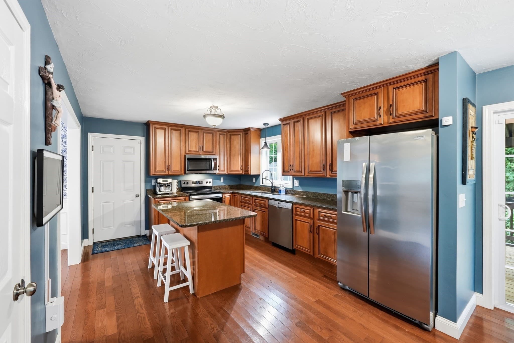 Single Family Residence at 8 Erika Way, Attleboro MA 02703, Attleboro, photo 14 of 42