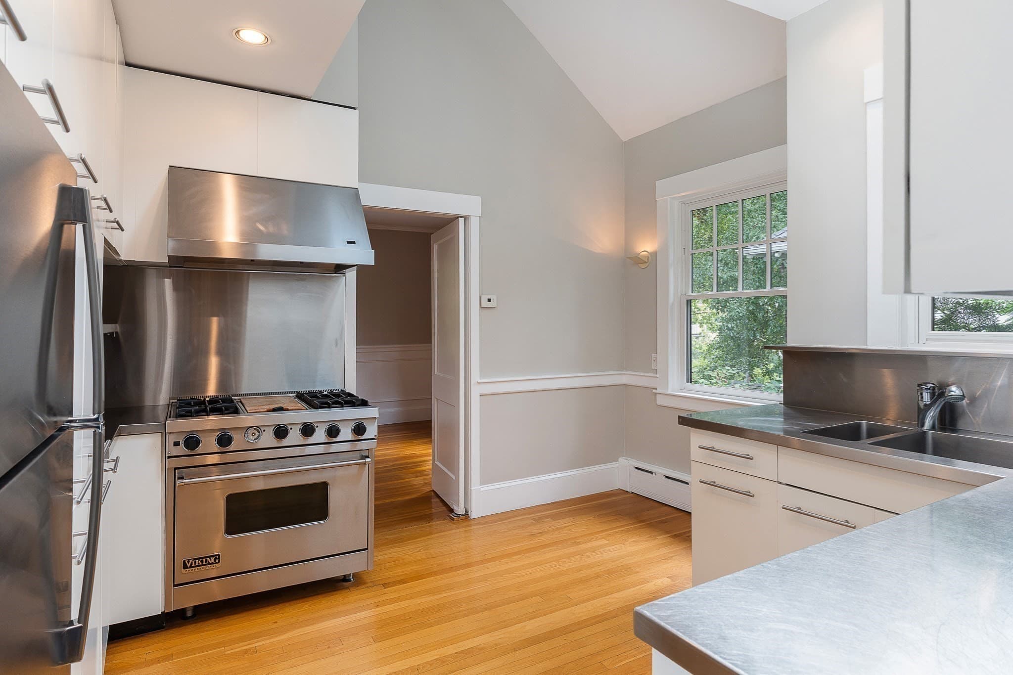 Multi Family at 86-88 Grozier Rd, Cambridge MA 02138, Cambridge, photo 19 of 42