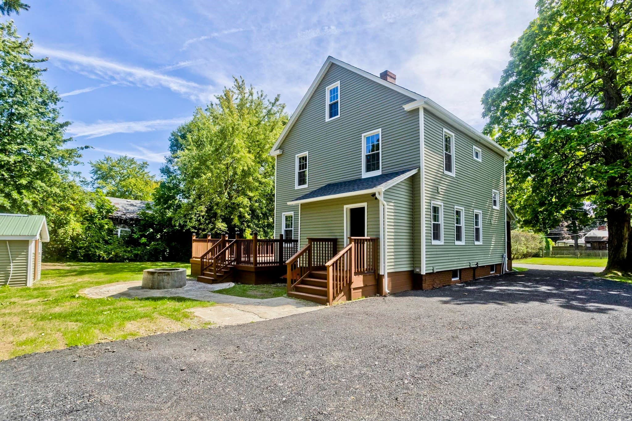 Single Family Residence at 7 Lawndale Street, Easthampton MA 01027, Easthampton, photo 8 of 39