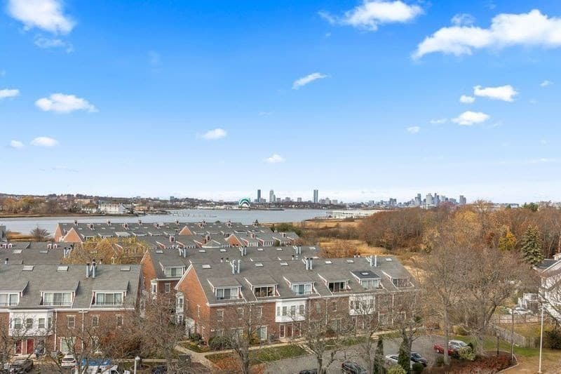 Condominium at 175 Quincy Shore Dr # B61, Quincy MA 02171, Quincy, photo 18 of 27