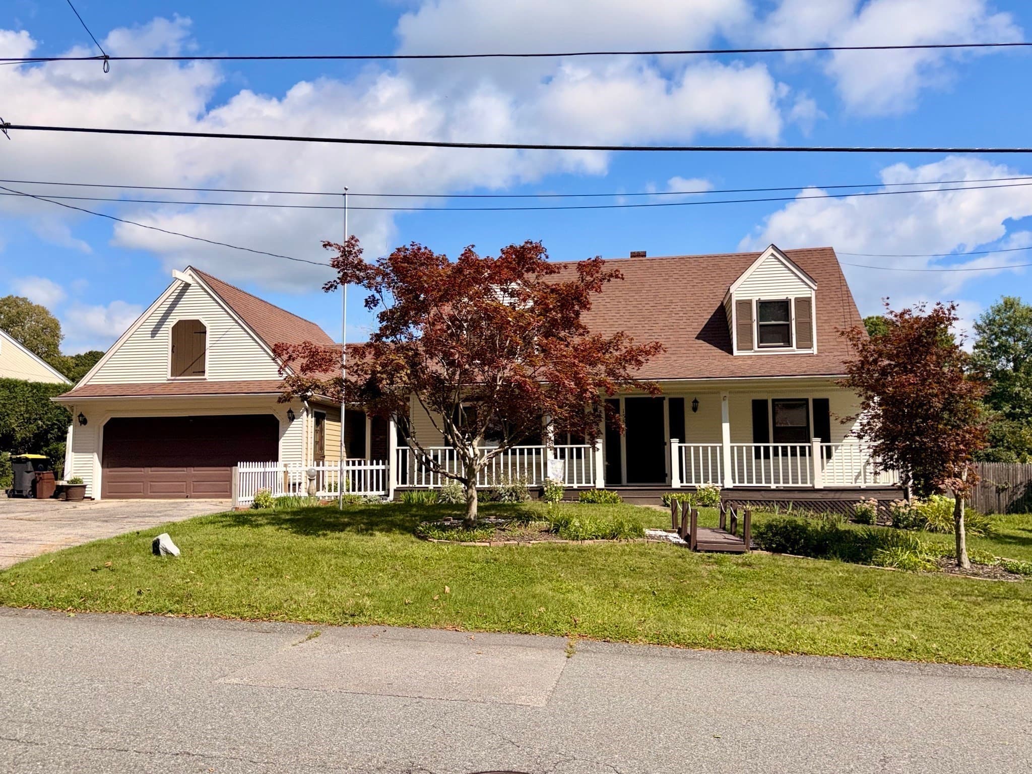 Single Family Residence at 158 Vermont Ave, Somerset MA 02726, Somerset, photo 3 of 35