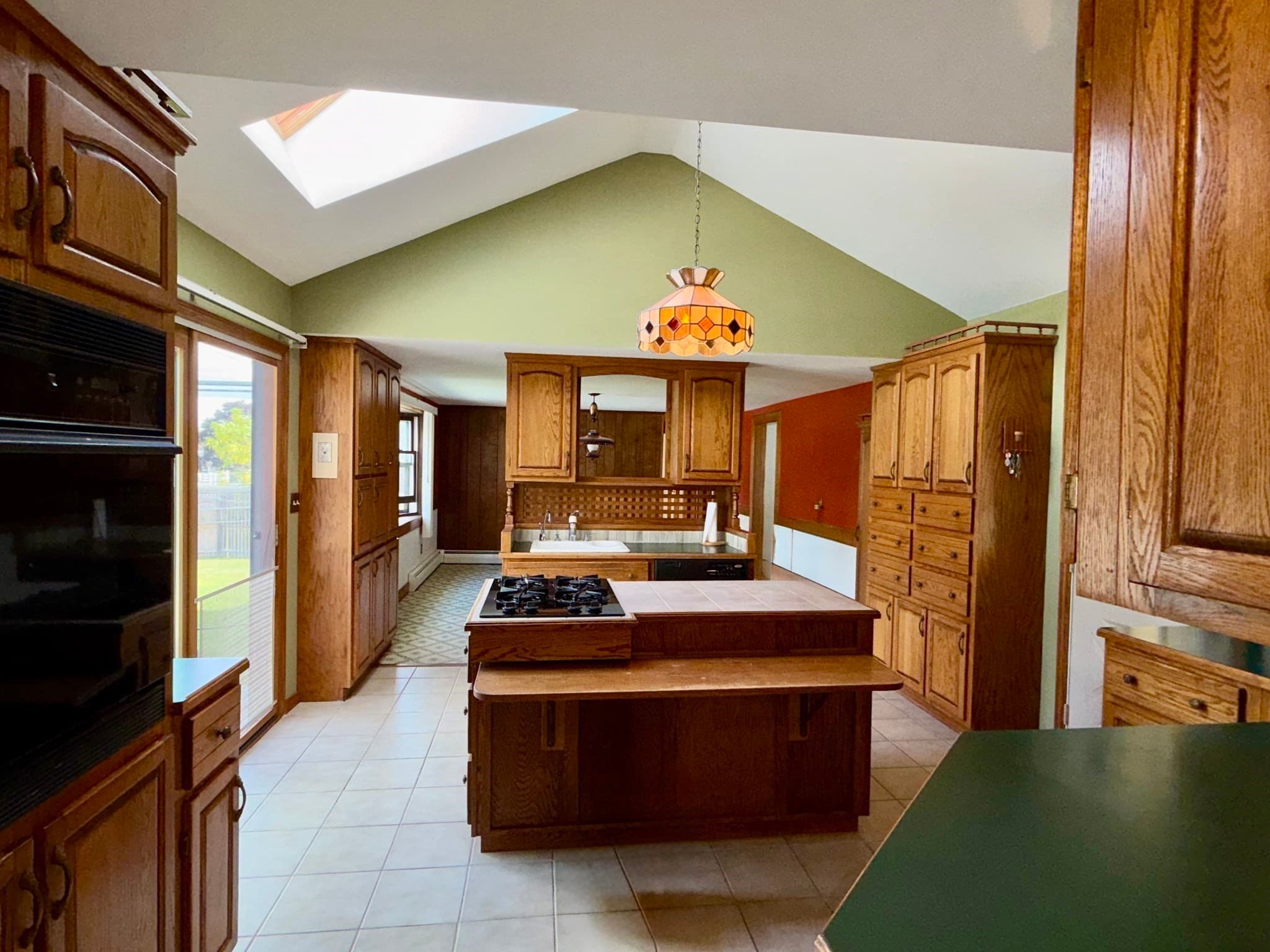 Single Family Residence at 158 Vermont Ave, Somerset MA 02726, Somerset, photo 9 of 35