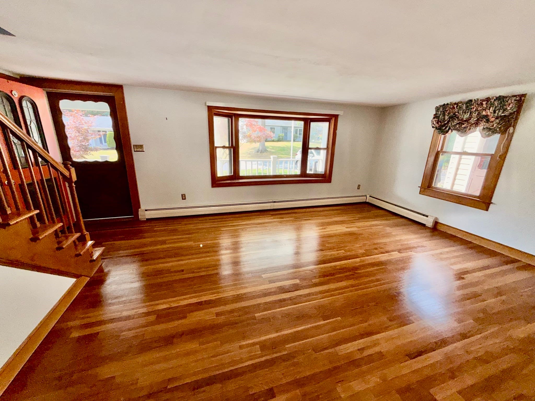 Single Family Residence at 158 Vermont Ave, Somerset MA 02726, Somerset, photo 4 of 35