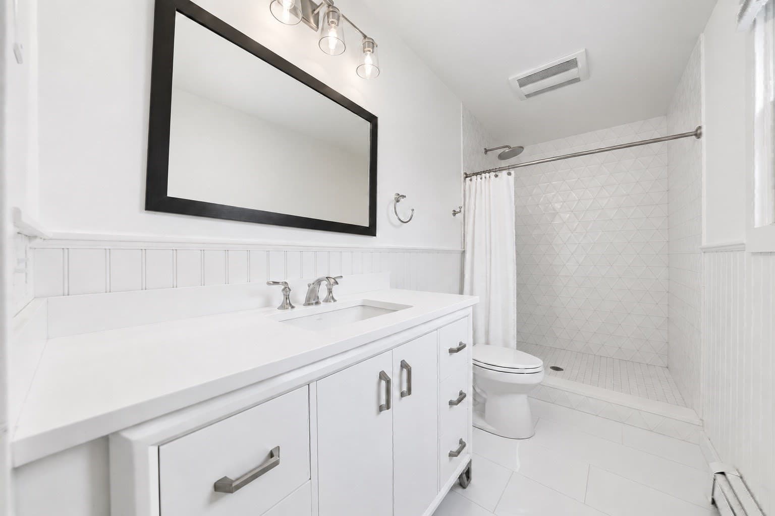 Single Family Residence at 62 Schoolhouse Rd, Edgartown MA 02539, Edgartown, photo 19 of 36