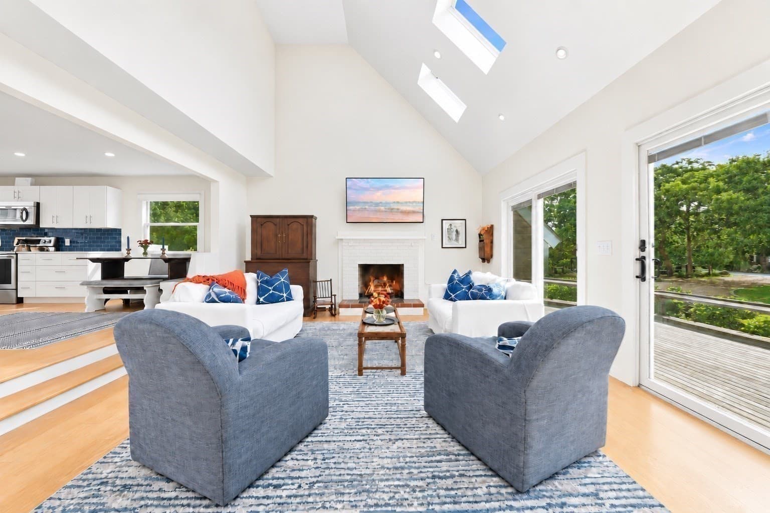 Single Family Residence at 62 Schoolhouse Rd, Edgartown MA 02539, Edgartown, photo 8 of 36
