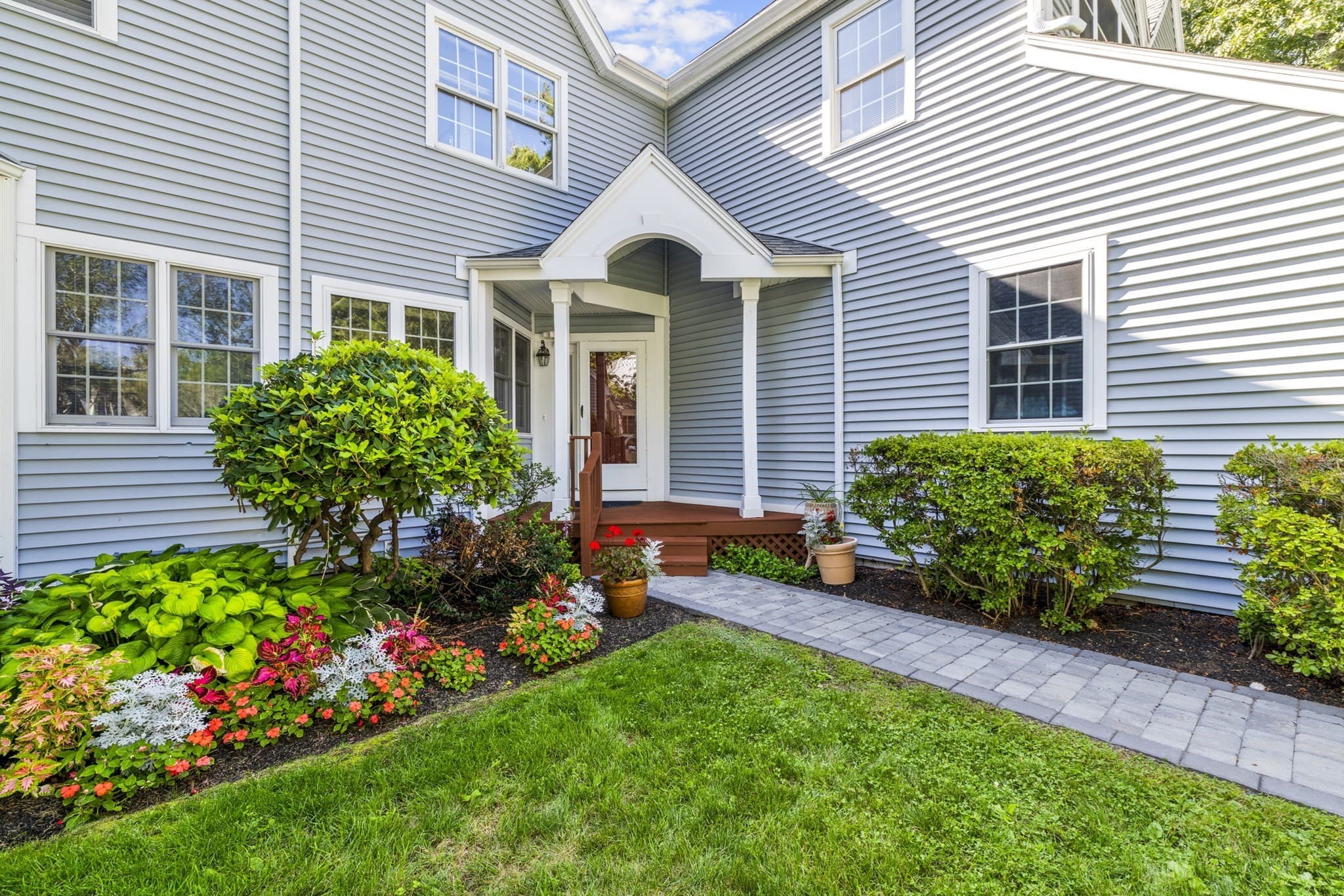 Condominium at 21 Treetop Ct # 21, Burlington MA 01803, Burlington, photo 3 of 39