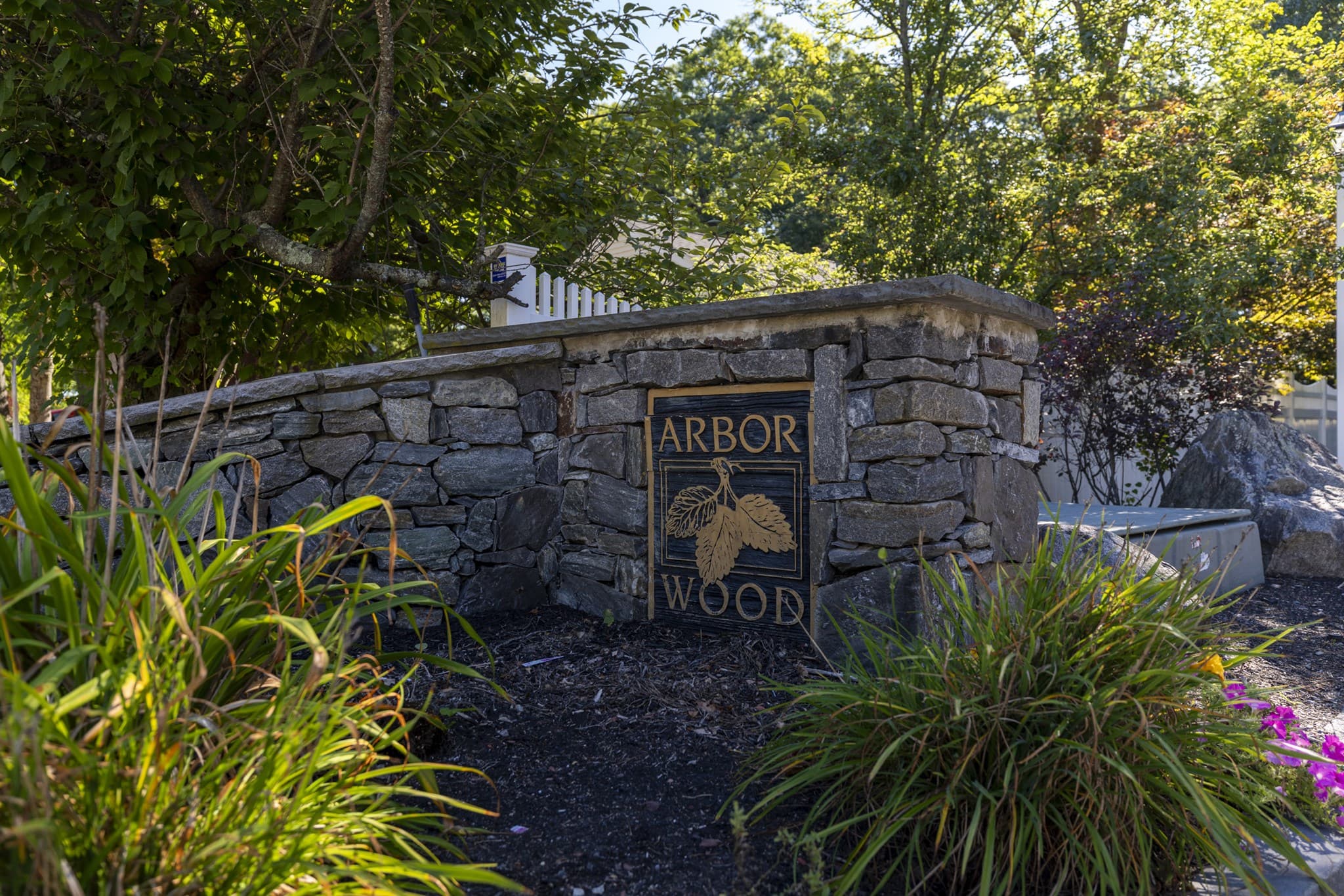 Condominium at 21 Treetop Ct # 21, Burlington MA 01803, Burlington, photo 36 of 39