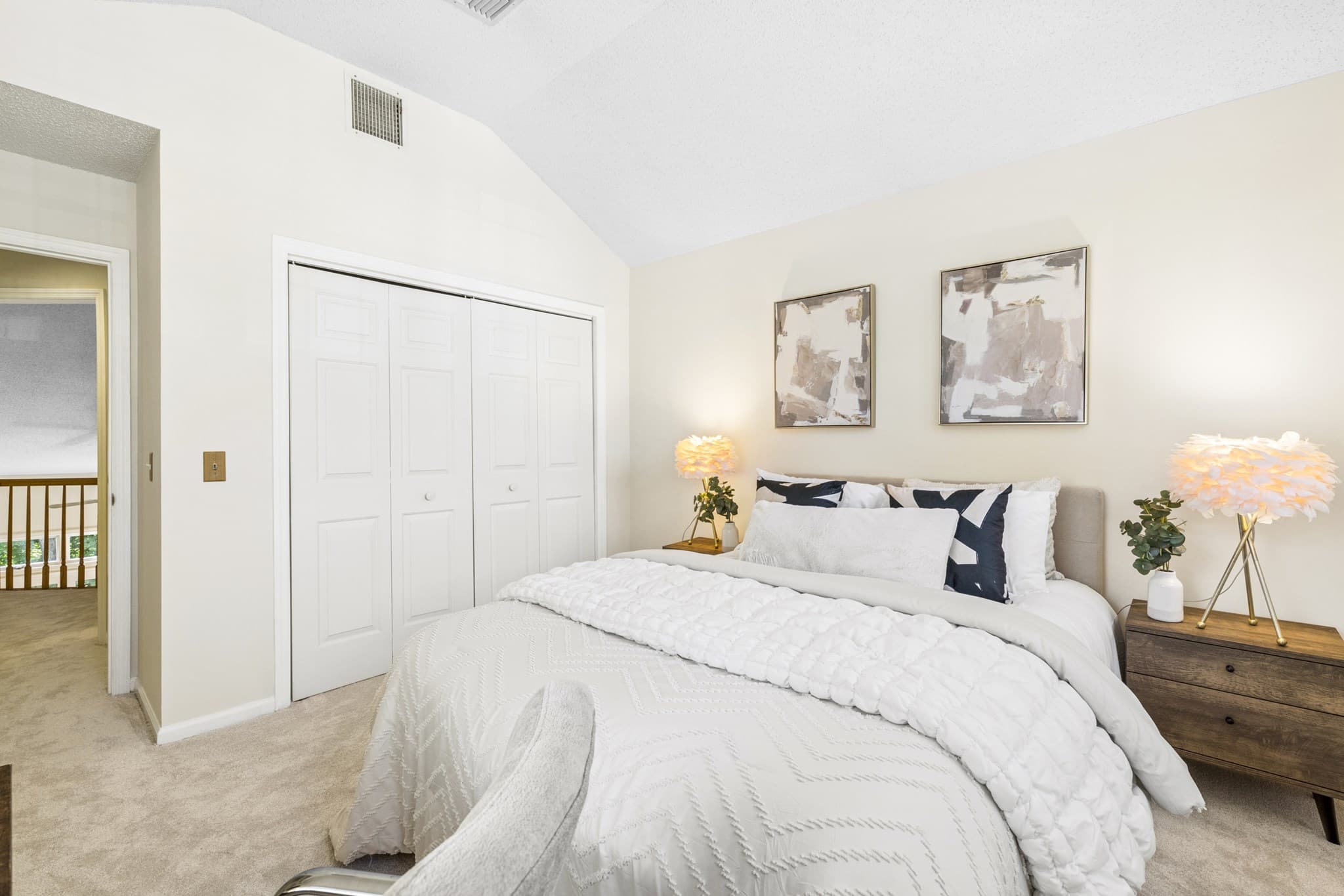 Condominium at 21 Treetop Ct # 21, Burlington MA 01803, Burlington, photo 25 of 39