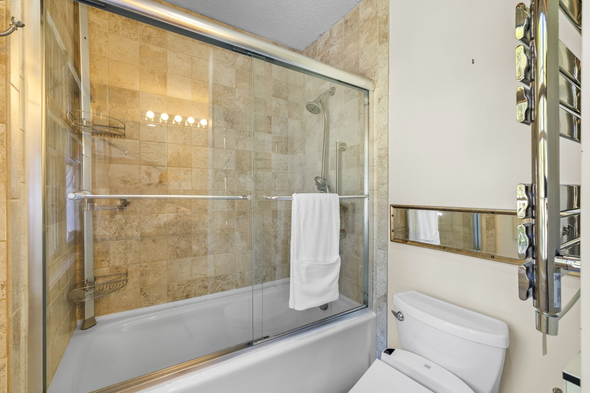 Condominium at 21 Treetop Ct # 21, Burlington MA 01803, Burlington, photo 21 of 39